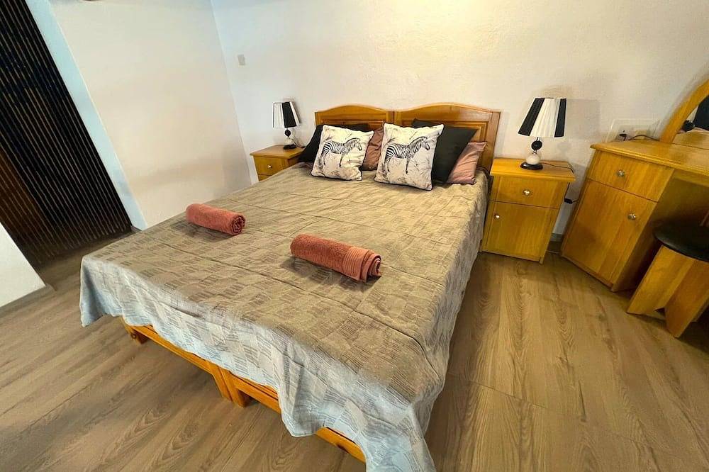 Charming 3-bedroom house with Wifi, Ac in brilliant Tas-Sliema in Tas-Sliema, Insel Malta
