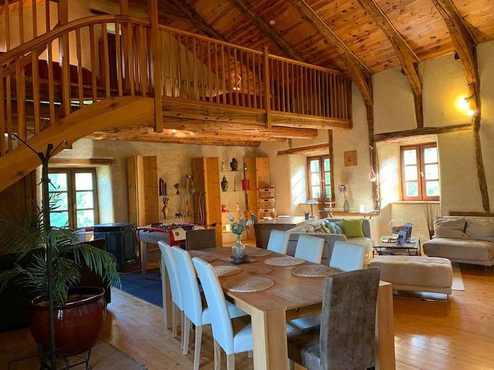 Location de vacances pour 4 personnes, avec vue ainsi que sauna et jardin à Saint-Hostien - 3