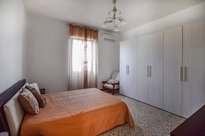 Location de vacances pour 9 personnes, avec jardin à Reggio de Calabre - 2