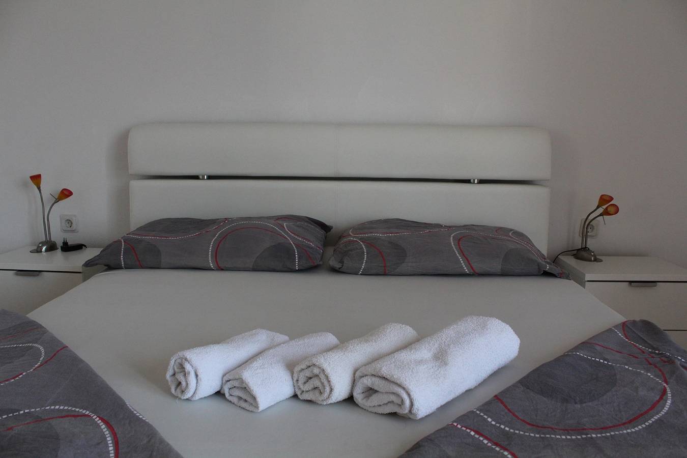 Cały apartament, Apartament wakacyjny dla 3 osób z balkon/ taras in Primošten, Żupania szybenicko-knińska