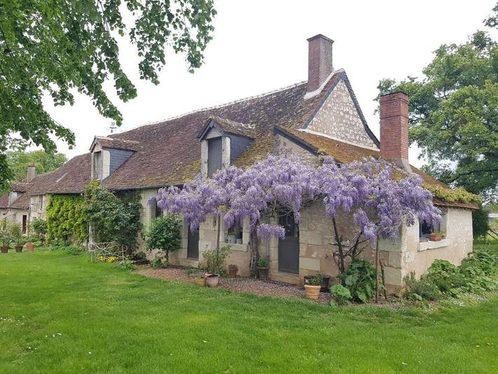 Maison d’hôte pour 3 personnes, avec Terrasse ainsi que Jardin et Vue à Seigy