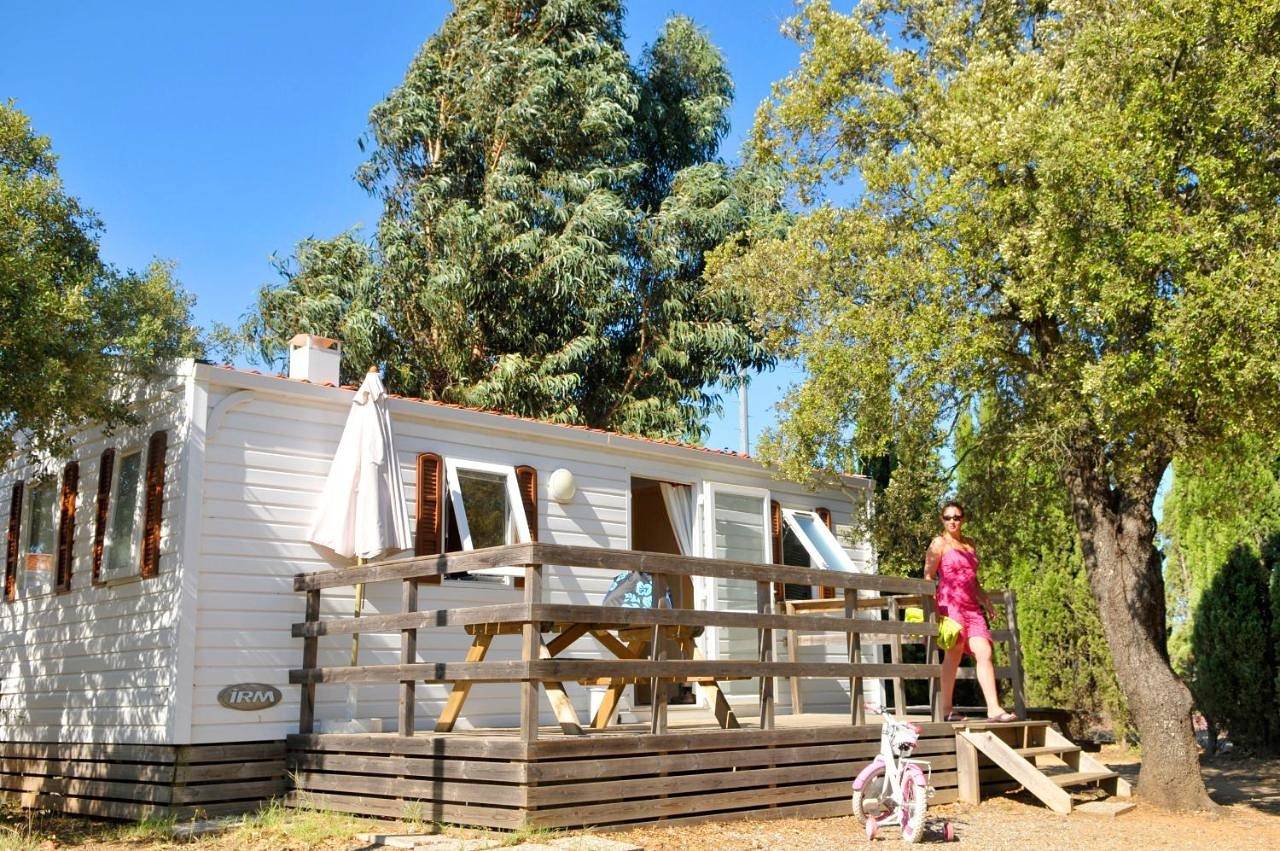 Mobilhome  (6 Adults) in Roquebrune-sur-Argens, Mittelmeerküste (Frankreich)