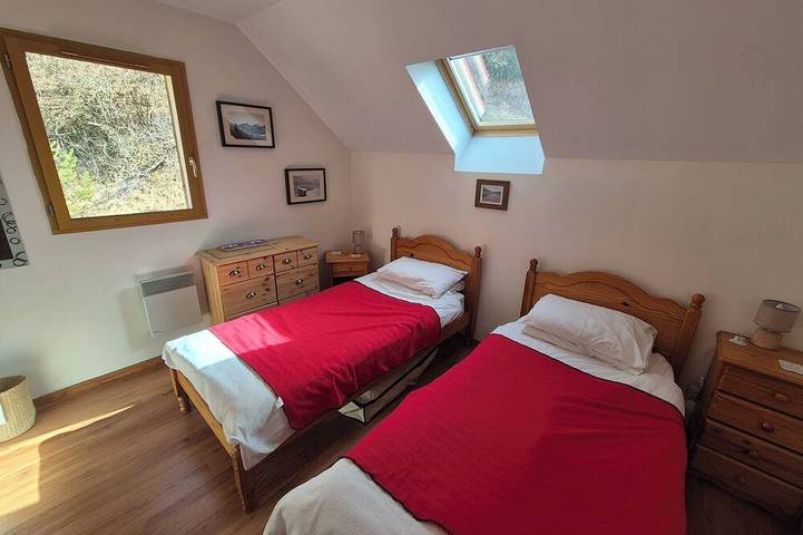 Gîte pour 6 personnes, avec jardin à Le Châtelard - 4
