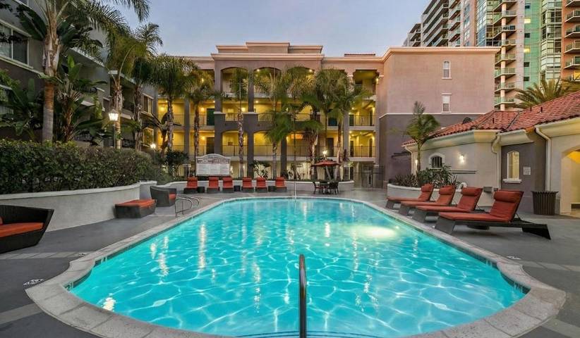 Apartamento de vacaciones para 6 personas, con jacuzzi y sauna además de piscina y jardín - 1