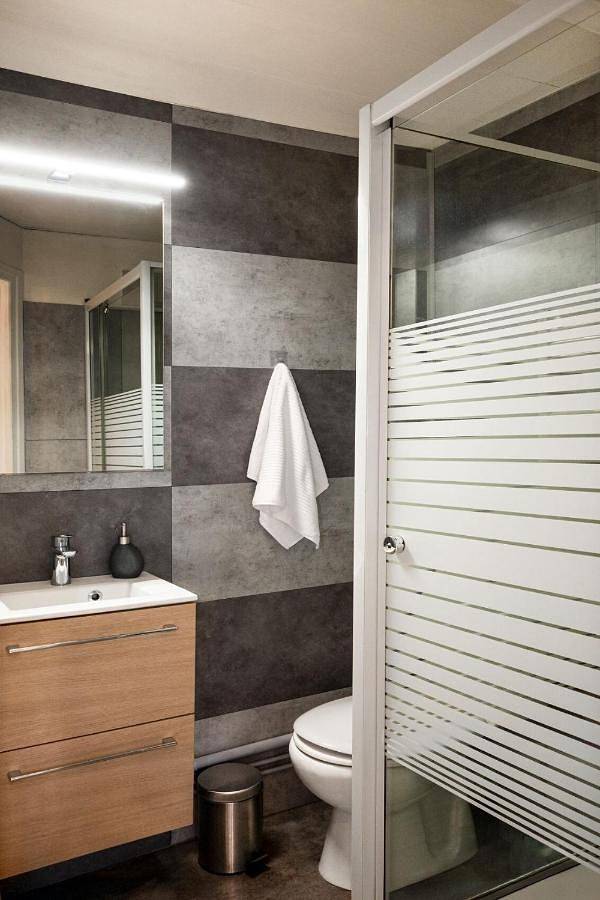 Appartement entier, One-Bedroom Apartment in Coupvray, Seine-et-Marne