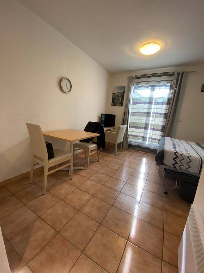 Appartement entier, Apparthotel proche de Cannes in Mouans-Sartoux, Côte méditerranéenne (France)