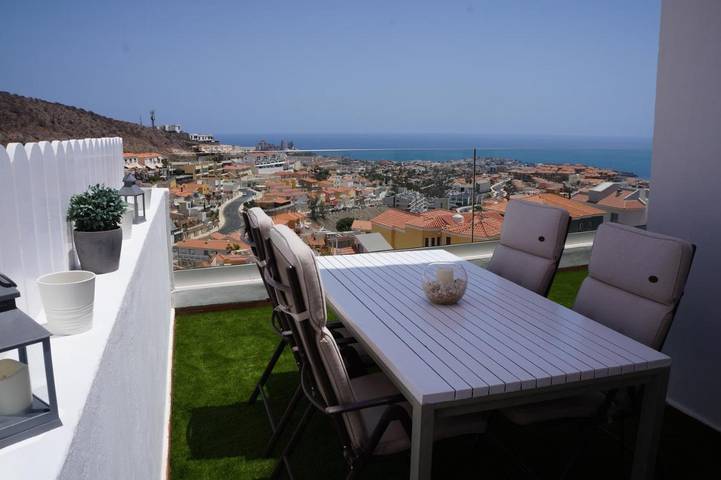 Apartamento para 7 personas, con vistas y jardín en Patalavaca