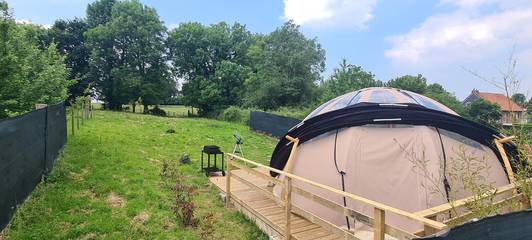 Tente pour 2 personnes, avec terrasse ainsi que jardin et jacuzzi dans Hauts-de-France