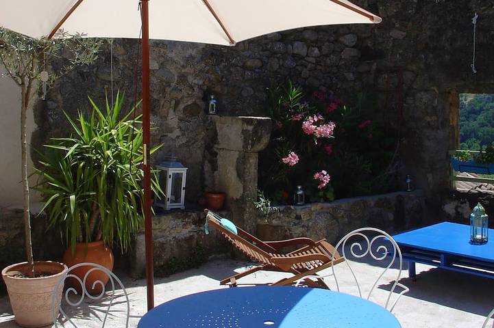 Location de vacances pour 4 personnes, avec terrasse à Dunière-sur-Eyrieux