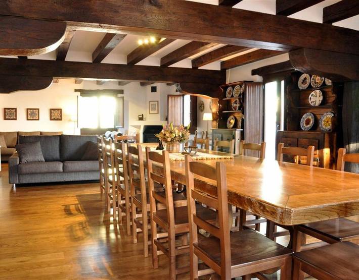 Casa rural para 27 personas, con Jardín en Navarra - 4
