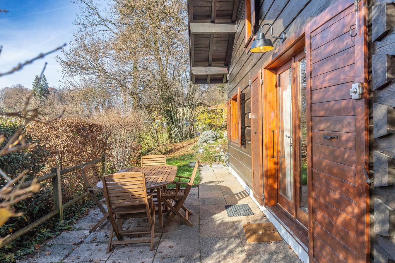 Chalet „Gemütlich mit Mezzanine“: Bergblick, private Terrasse und Wlan in Verchaix, Region Bonneville