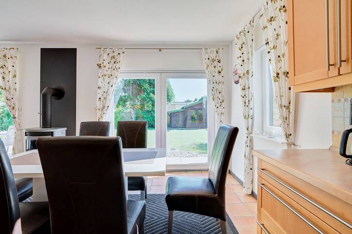 Bungalow für 5 Personen, mit Garten und Terrasse in Lensterstrand - 3