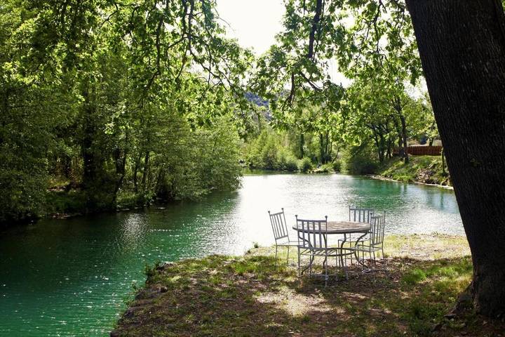 Gîte pour 2 personnes, avec piscine ainsi que vue et jardin à Sauve - 3