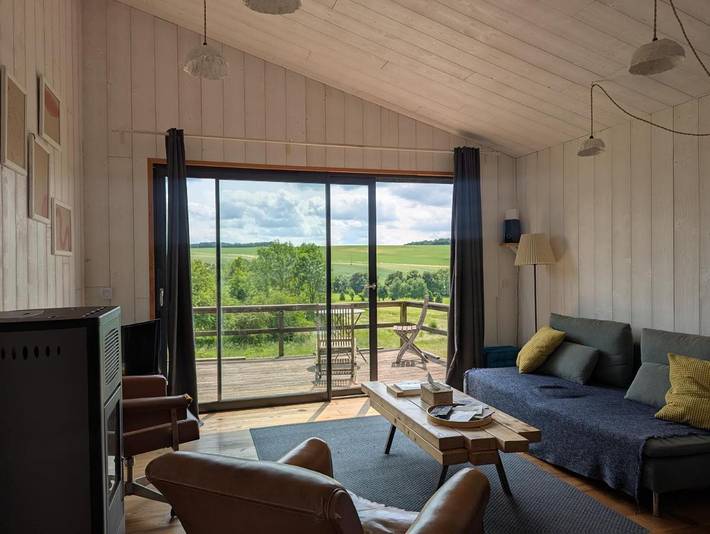 Gîte pour 4 personnes, avec terrasse ainsi que piscine et vue, animaux acceptés à Salives - 3