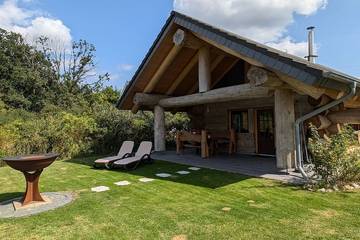 Blockhütte für 3 Personen, mit Garten und Terrasse in Groß Nemerow