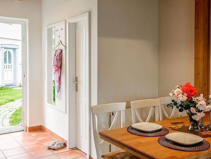 Ferienhaus für 8 Personen, mit Terrasse und Garten in Nienhagen - 4