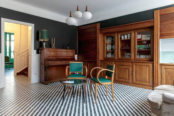 Location de vacances pour 7 personnes, avec Terrasse et Jardin à Orbais-l'Abbaye