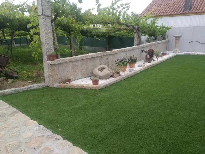 Casa de vacaciones para 4 personas, con piscina además de terraza y jardín - 1