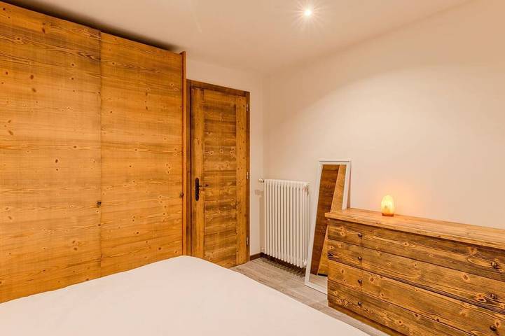 Ganze Wohnung, Gemütliche Wohnung für 6 Gäste mit  W-Lan, Tv und Innenhof in Carisolo, Adamello-Presanella-Alpen