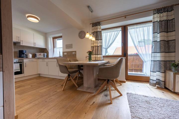 Ferienwohnung für 4 Personen, mit Garten und Ausblick sowie Pool, kinderfreundlich am Kaiserwinkl - 4