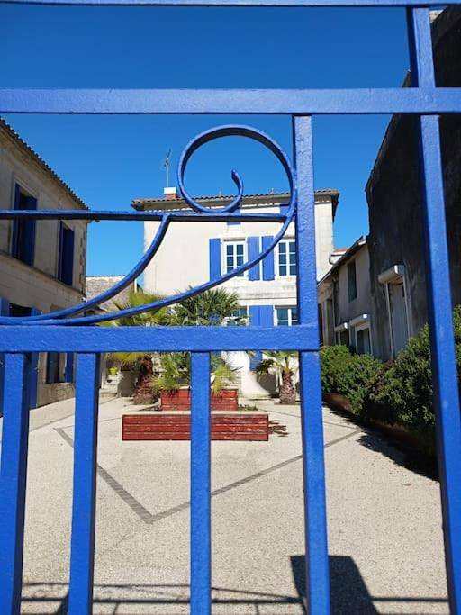 Location de vacances pour 5 personnes, avec piscine et jardin à Saint-Ciers-du-Taillon - 4