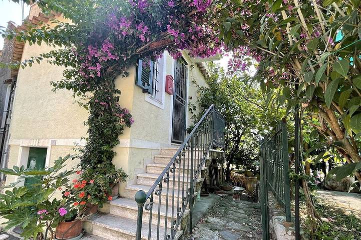 Ferienhaus für 4 Personen, mit Garten, mit Haustier