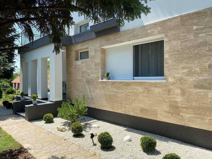 Ferienwohnung für 4 Personen, mit Balkon und Terrasse sowie Garten und Seeblick in Gyenesdias - 3