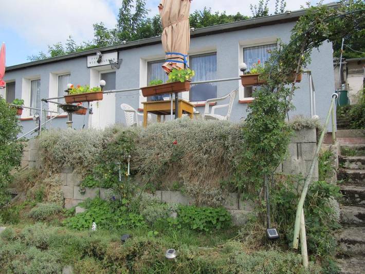 Bungalow für 3 Personen, mit Terrasse und Garten sowie Ausblick