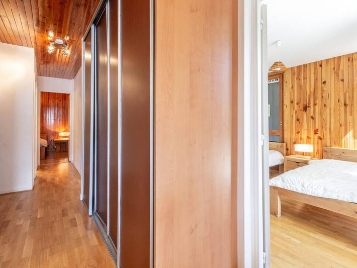 Gîte pour 7 personnes dans Office De Tourisme De Val D Isere - 4