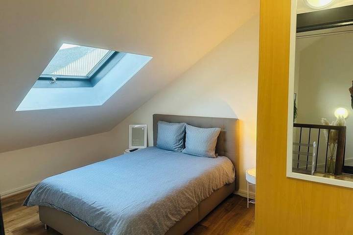 Apartamento entero, Cozy 45m2 apartment, 5-min walk to city center, Grand Jard in Châlons-en-Champagne, Marne
