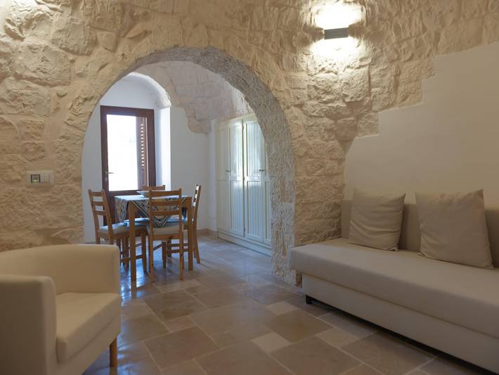 Trulli en Puglia con piscina para 6 personas in Locorotondo, Region de Bari