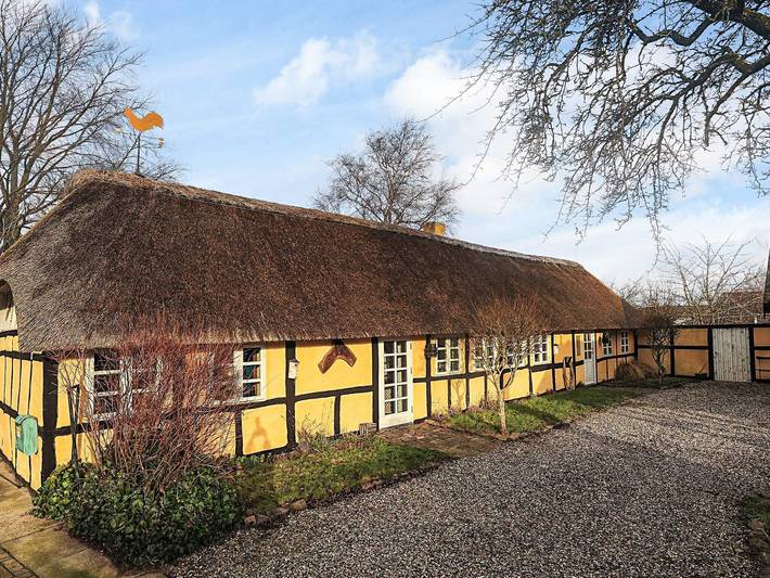 Ferienhaus für 4 Personen, mit Sauna und Terrasse sowie Garten und Whirlpool, mit Haustier in Nordostjütland