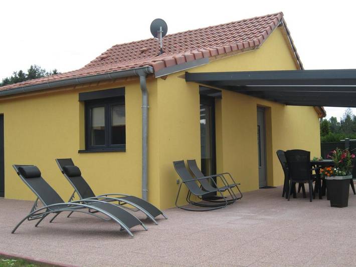 Location de vacances pour 7 personnes, avec jardin et vue à Dambach (homonymie)