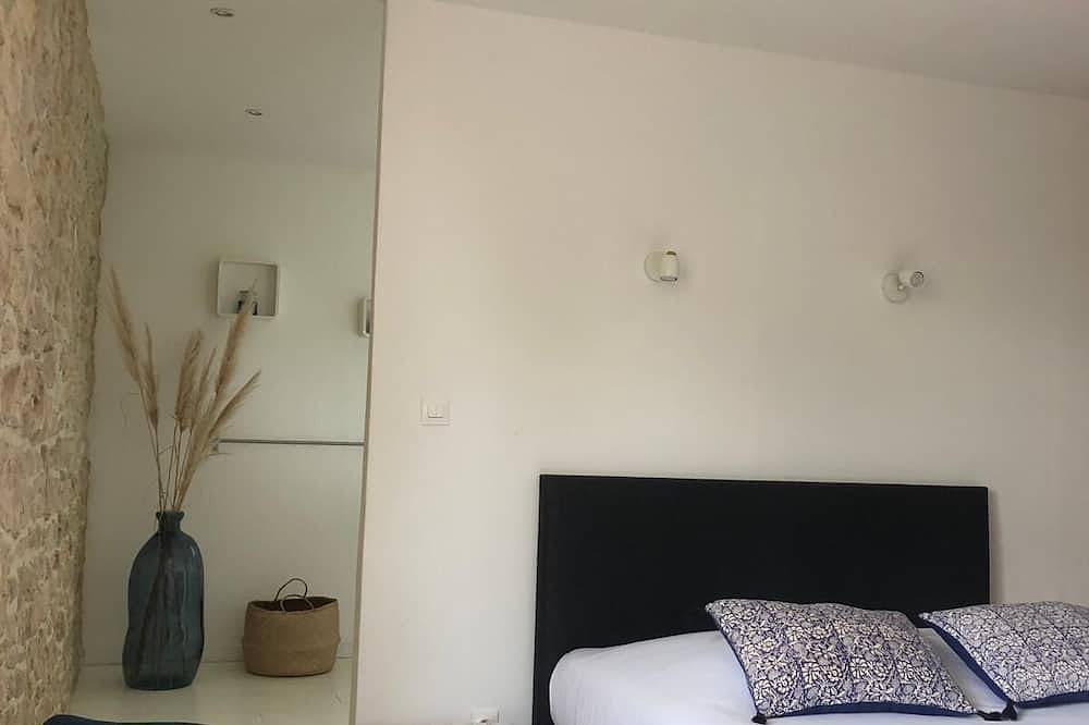 La ferme d'Omaha, au coeur d'un verger et à 2km de la plage d'Omaha in Colleville-sur-Mer, Région de Bayeux