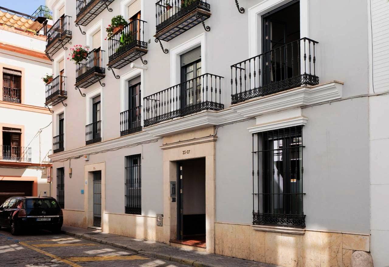 Eleven Apartments Real de la Carretería, by Homing U in Casco Antiguo, Sevilla