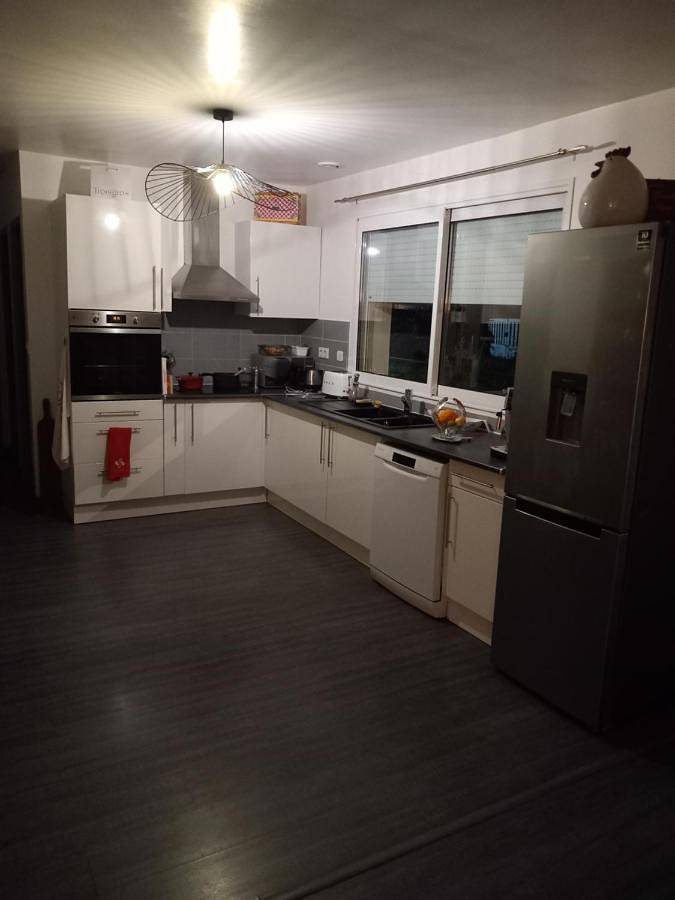 Location de vacances pour 5 personnes, avec jardin et vue à Gimel-les-Cascades - 4