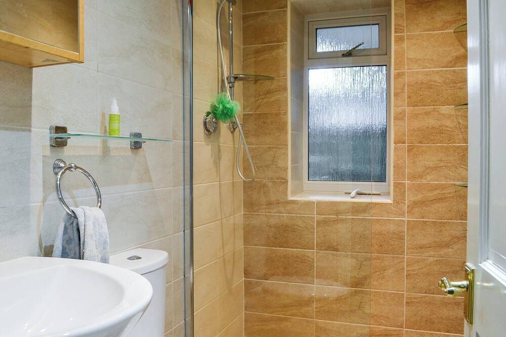 3 Schlafzimmer Unterkunft in New Galloway in Loch Ken, Dumfries und Galloway