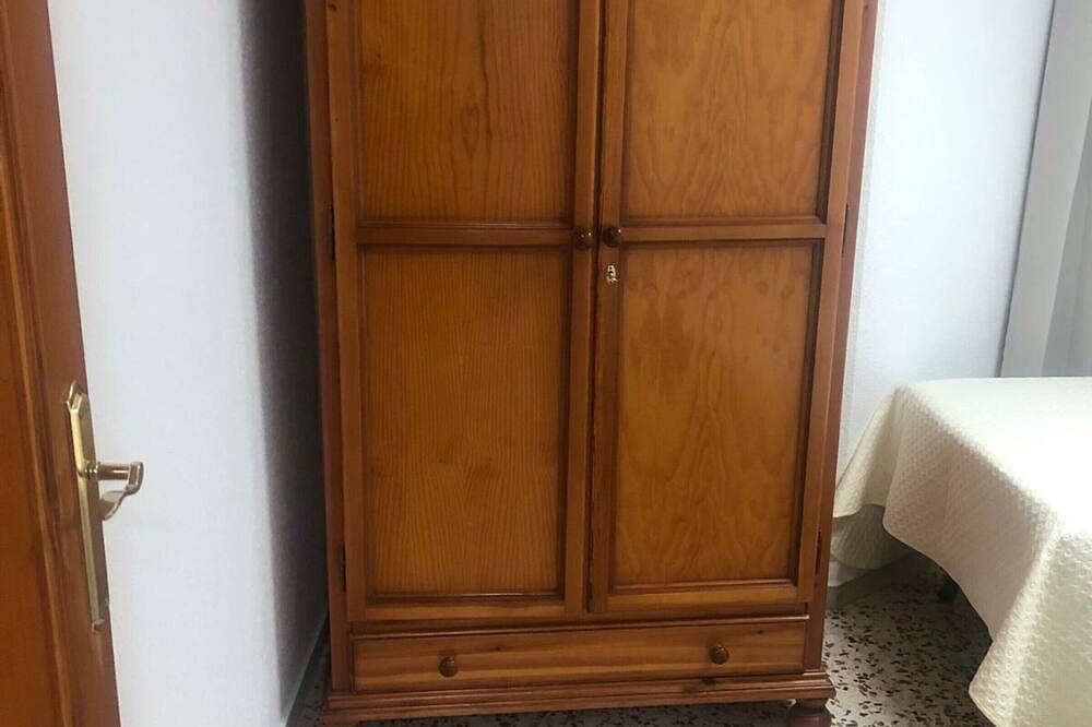 Apartamento entero, Alquiler vacacional en Baza, España in Baza, Geoparque de Granada