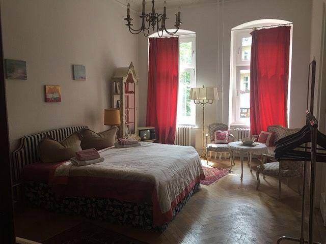 Ganze Ferienwohnung, Appartement "Kant am Schloß" mit Balkon in Charlottenburg Berlin, Berlin