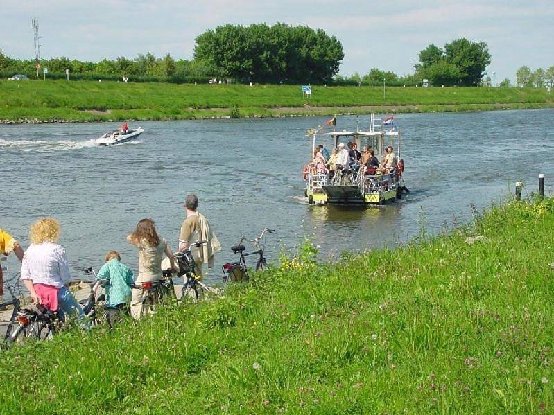 Three-Bedroom Cottage in Maaseik, Belgisch-Limburg