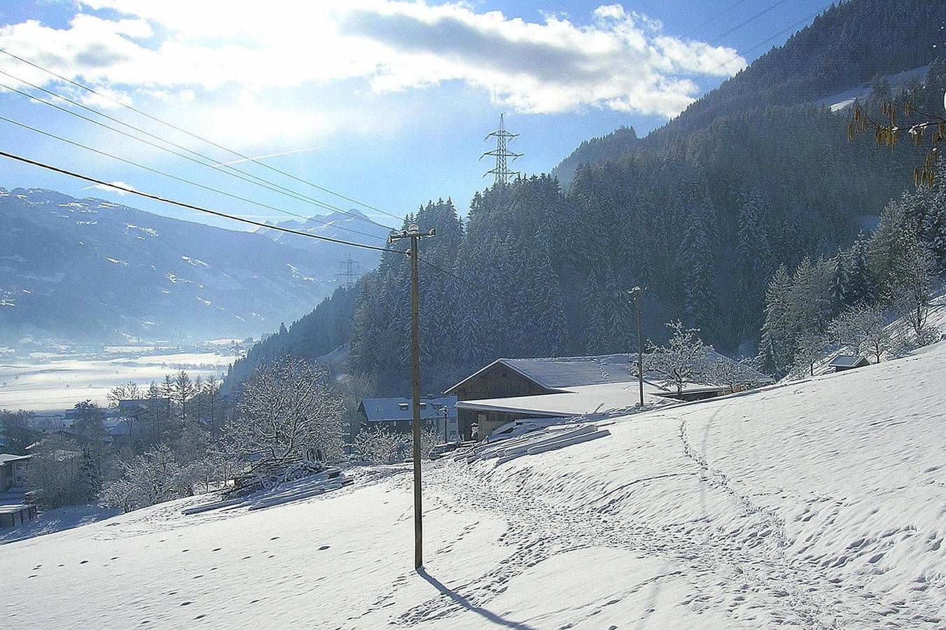 Ganze Wohnung, Wohnung in Fügen bei Spieljochbahn in Fügenberg, Ski-Optimal Hochzillertal