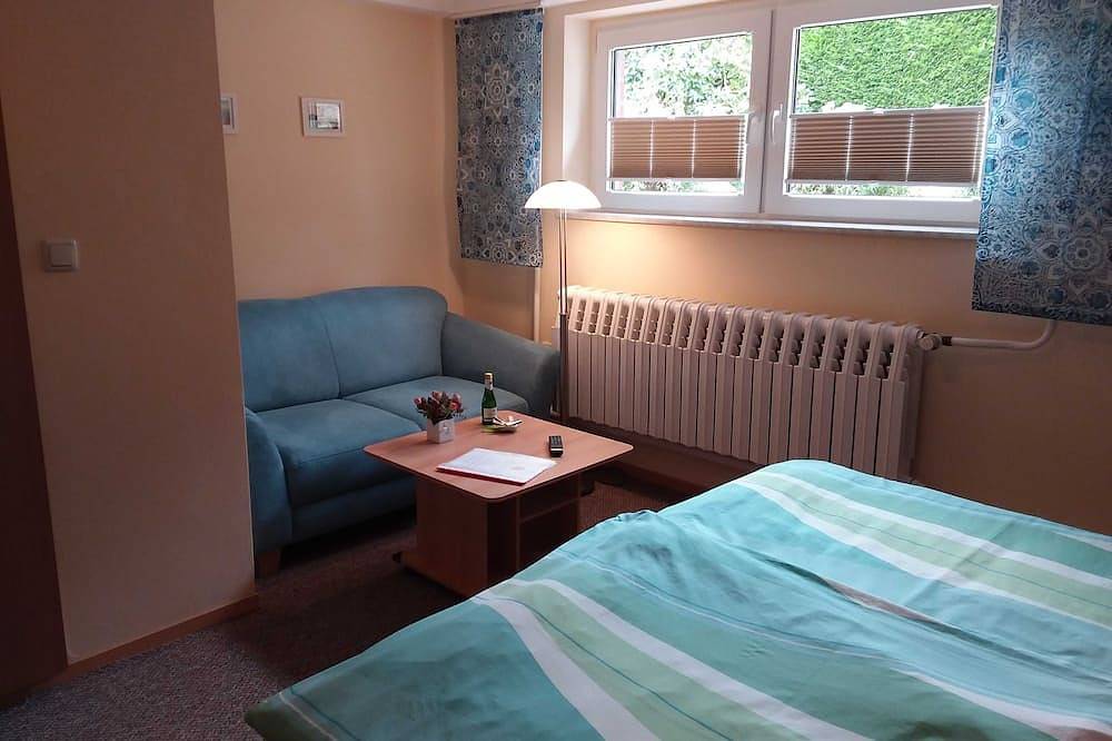 Ganze Wohnung, 1-Raum-Ferienwohnung (max 2 Pers.) Haustier nicht erlaubt! - Fewo`s Birkenweg in Ostseebad Rerik, Rerik