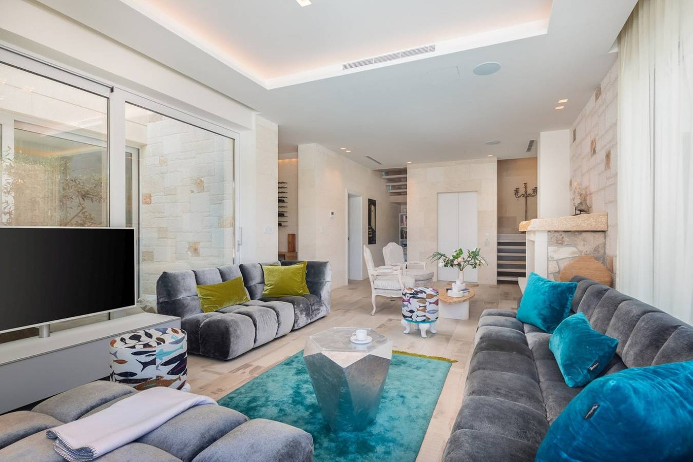 Luxury Beachfront Villa Murano Brac w/ Heated Pool in Selca, Brac