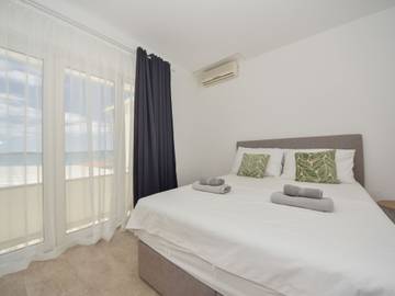 Apartment for 4 People in Sukosan, Croatian Adriatic, Photo 2