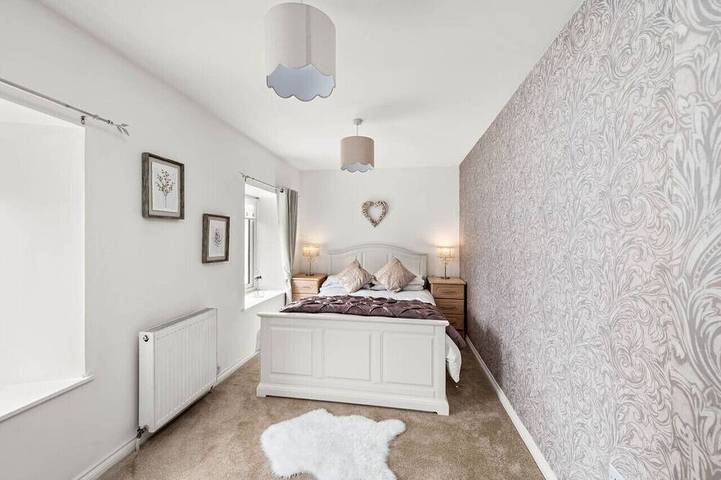 Charming Forfar House + Hot Tub in Angus