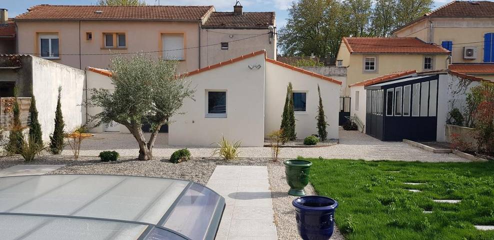 Villa pour 14 personnes, avec jardin et terrasse ainsi que piscine et vue à Avignon - 3