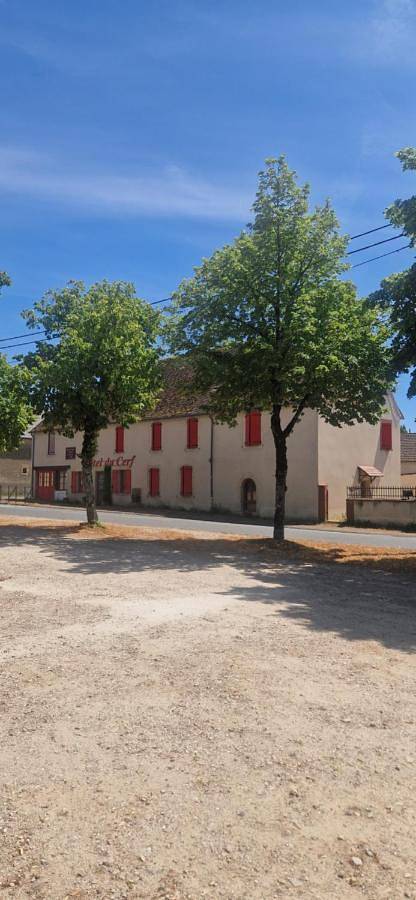 Double Room in La Guerche-sur-l'Aubois, Saint-Amand-Montrond