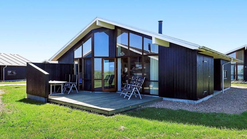 Ferienhaus für 9 Personen, mit Whirlpool und Sauna sowie Terrasse in Nissum Fjord