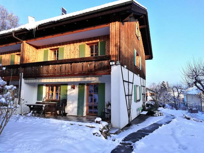 Ferienhaus für 4 Personen, mit Balkon und Terrasse sowie Garten in Brannenburg - 2