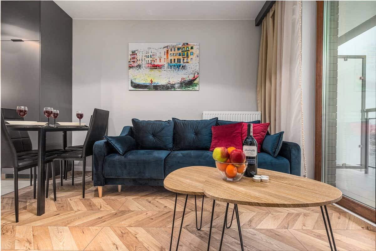 Ganze Wohnung, Markowska 3 | Stylish Apartment | Parking in Warschau, Masowien